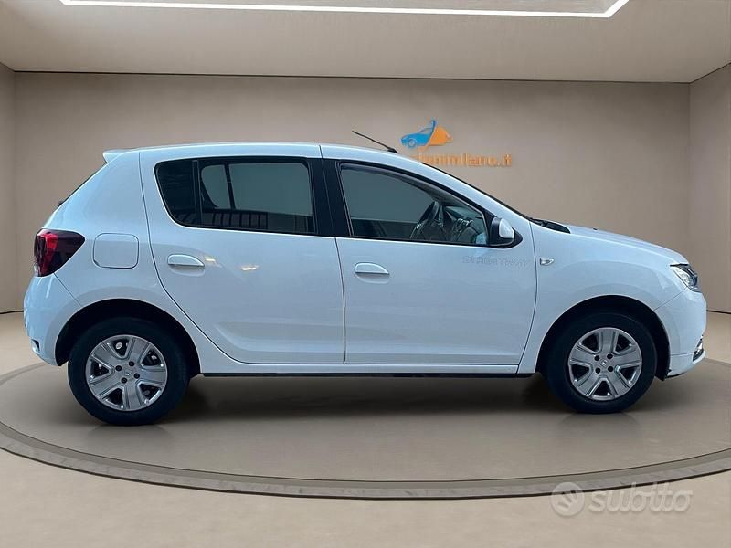Usata Dacia Sandero 75 CV (55 kW) 2019 Bianco Berlina