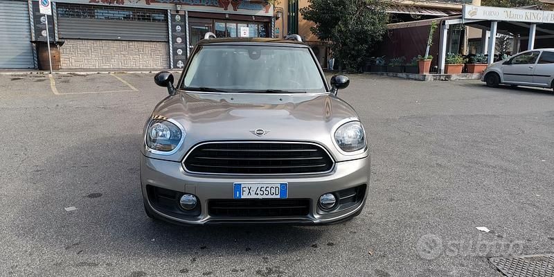 Argento Usata 2019 Mini Cooper D Countryman SUV | 17.500 € (Buon prezzo) - Immagine 1/4