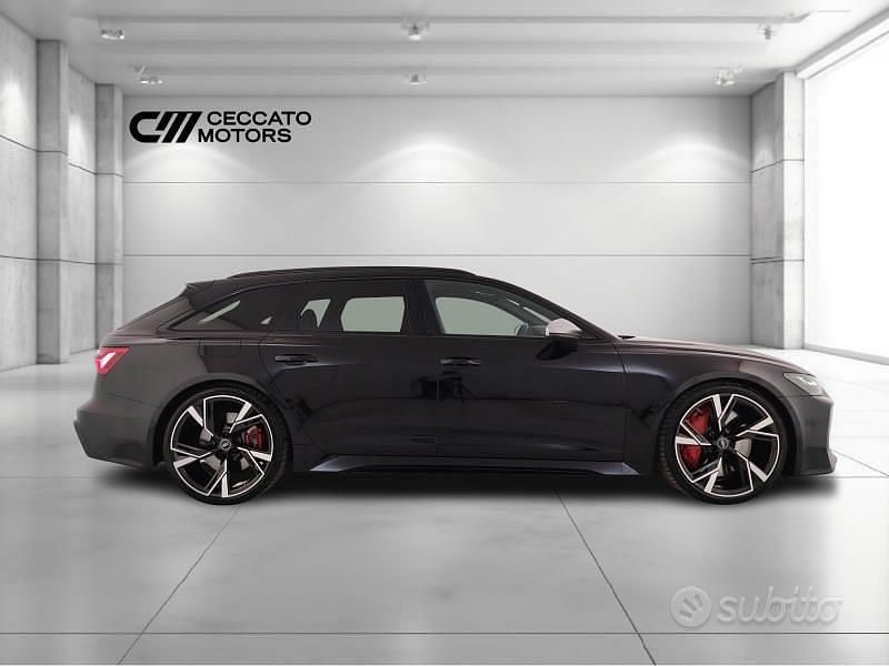 Usata Audi RS6 600 CV (441 kW) 2021 Nero Station wagon