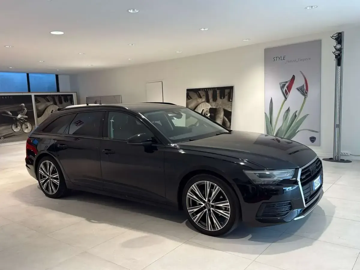 Usata Audi A6 204 CV (150 kW) 2021 Nero Station wagon