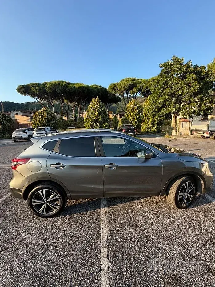 Usata Nissan Qashqai 110 CV (80 kW) 2019 Grigio SUV