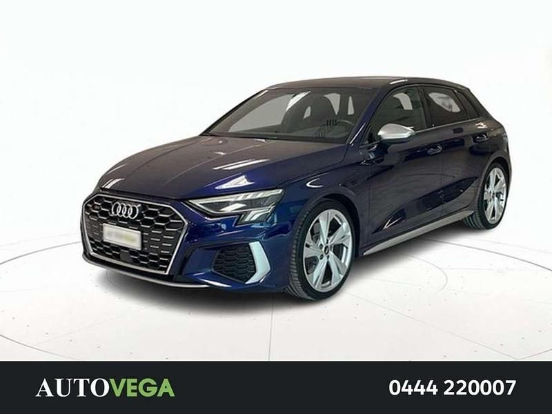 Usata Audi S3 Comfort 310 CV (228 kW) 2022 Blu Berlina