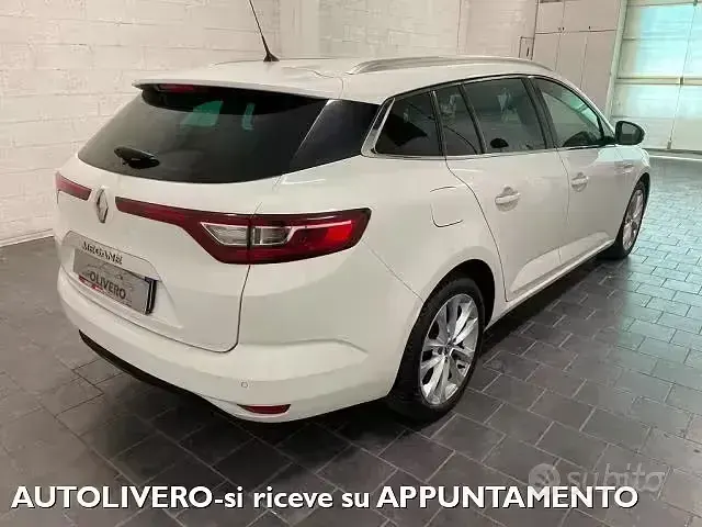 Usata Renault Mégane GrandTour Intens 110 CV (80 kW) 2017 Bianco Station wagon