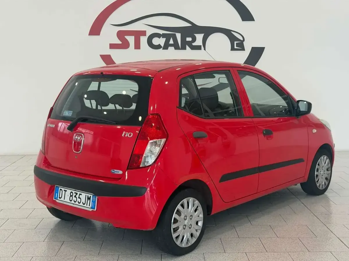 Usata Hyundai i10 65 CV (47 kW) 2009 Rosso Utilitaria