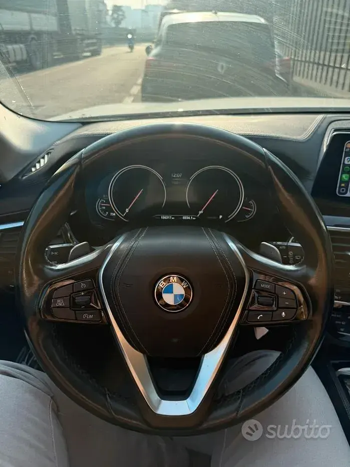 Usata BMW 520 Luxury Line 190 CV (139 kW) 2017 Bianco Station wagon