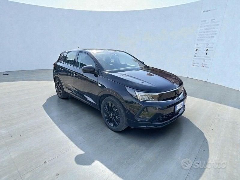 Usata Opel Grandland X Edition 131 CV (96 kW) 2024 Nero SUV