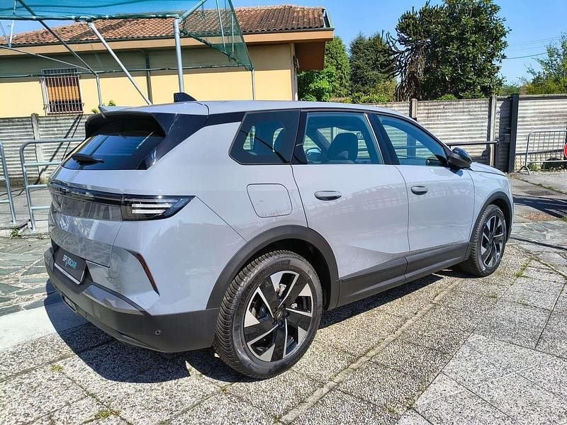 Nuova Opel Grandland X Edition 136 CV (100 kW) 2026 Grafik grey SUV