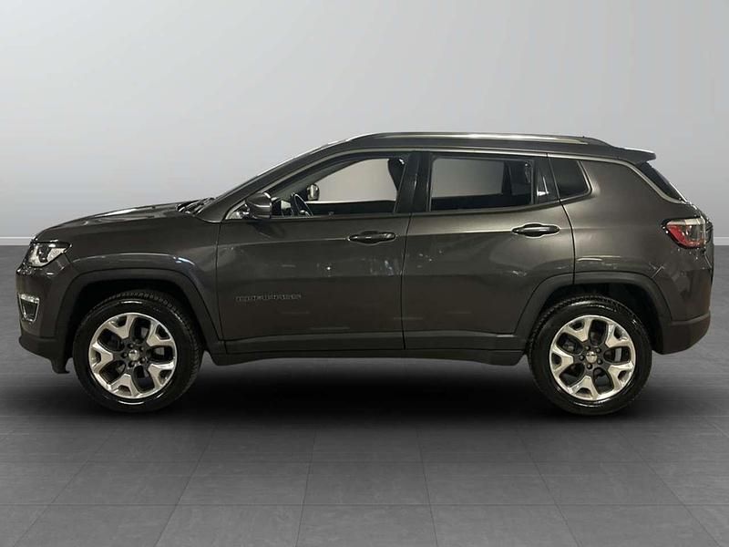 Usata Jeep Compass Limited 140 CV (102 kW) 2018 Grigio metallizzato scuro SUV