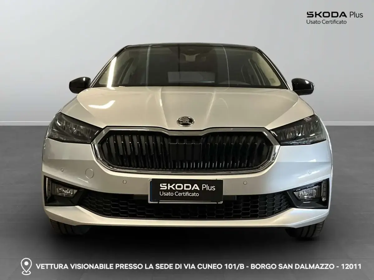Käytetty Skoda Fabia 80 HP (58 kW) 2025 Hopea Viistoperä