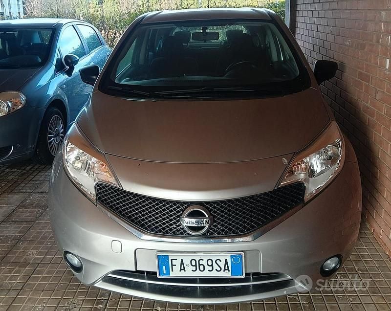Usata Nissan Note Tekna 80 CV (58 kW) 2015 Grigio Monovolume