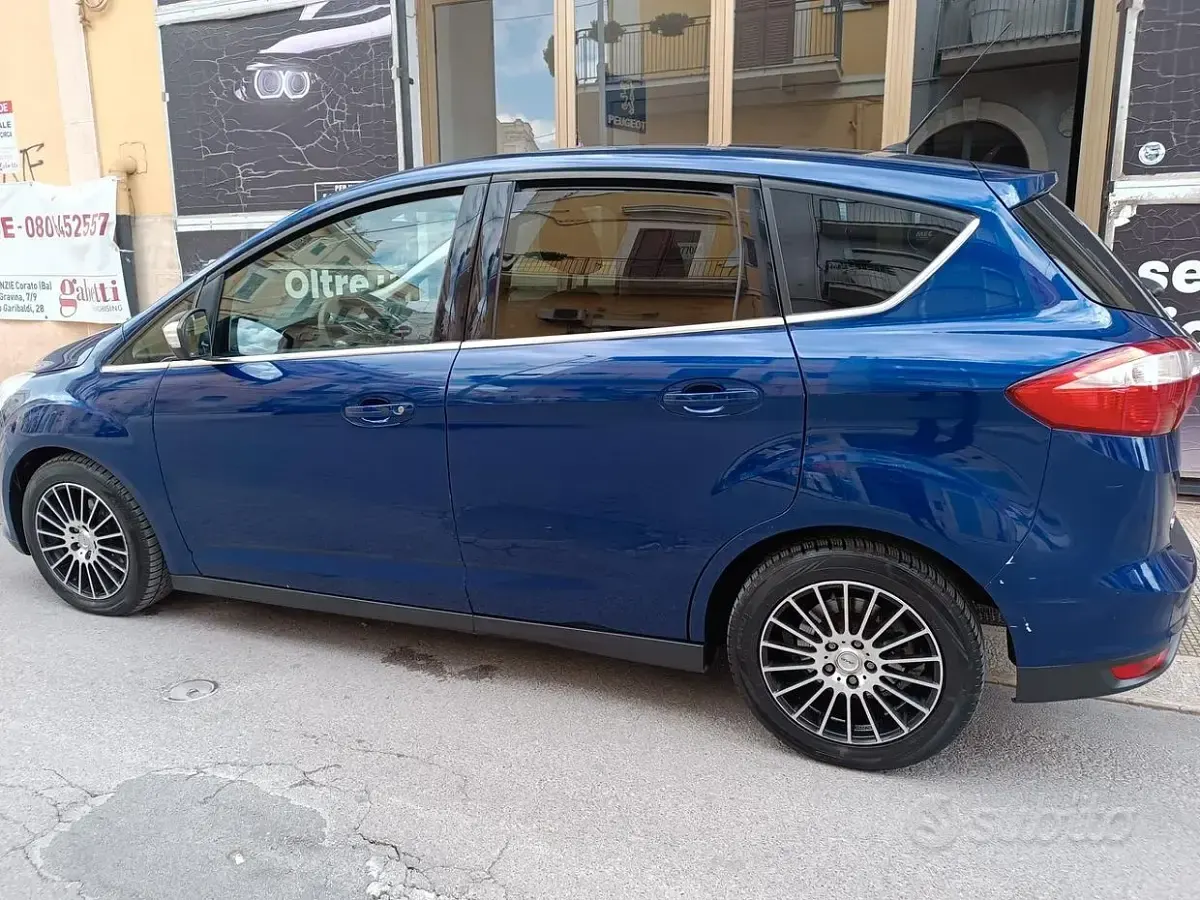 Usata Ford C-MAX Titanium 116 CV (85 kW) 2015 Blu Monovolume
