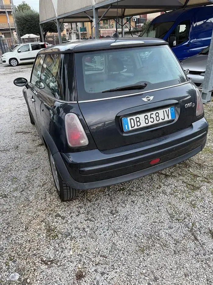 Usata Mini One D 88 CV (64 kW) 2006 Nero Utilitaria