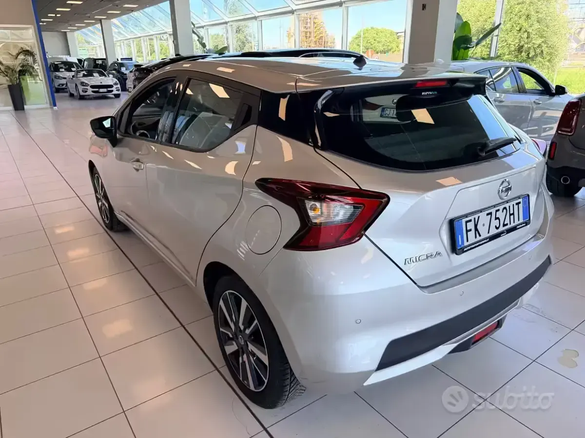 Usata Nissan Micra Acenta 71 CV (52 kW) 2017 Grigio Utilitaria