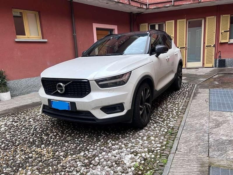 Usata Volvo XC40 R-Design 190 CV (139 kW) 2018 Bianco SUV