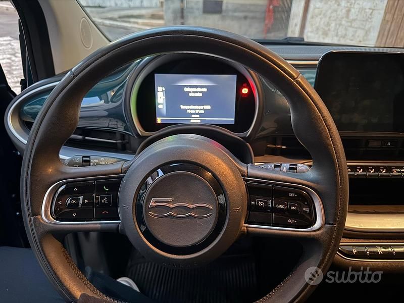 Usata Fiat 500e 42 kW (58 CV) 2021 Blu Berlina