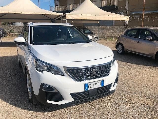 Bianco Usata 2019 Peugeot 3008 Allure SUV | 17.800 € (Cara) - Immagine 1/4