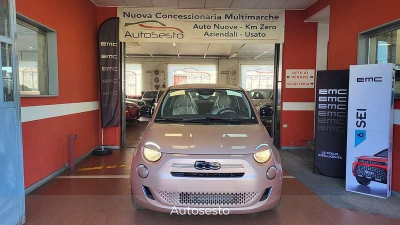 Nuova Fiat 500 Pop 65 CV (47 kW) 2026 Other Utilitaria