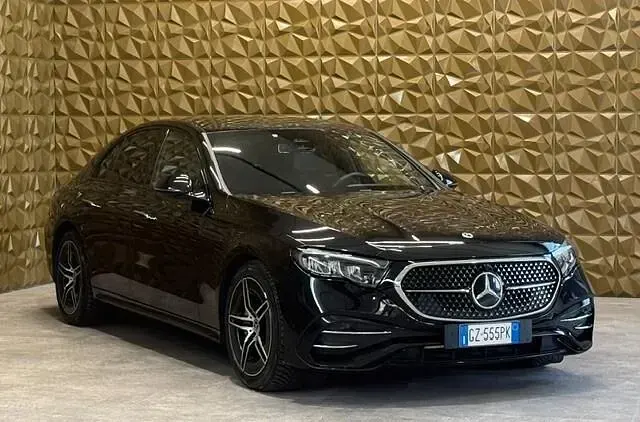 Usata Mercedes E220 Advanced Plus 197 CV (144 kW) 2023 Nero Berlina