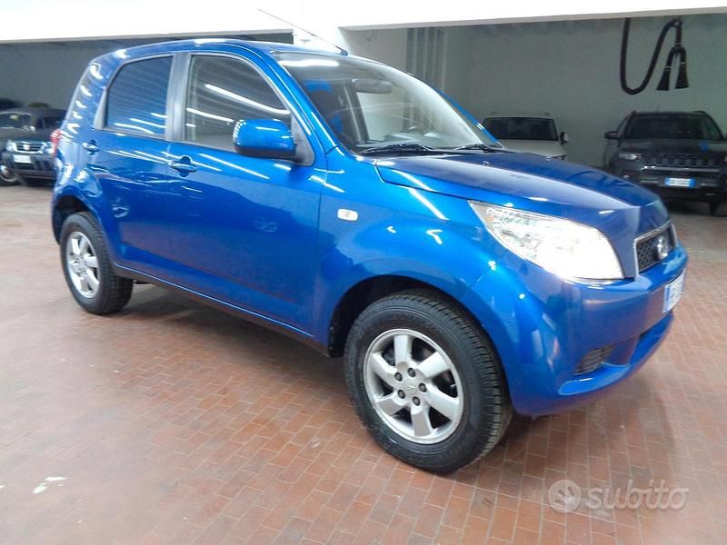 Usata Daihatsu Terios 105 CV (77 kW) 2007 Blu SUV