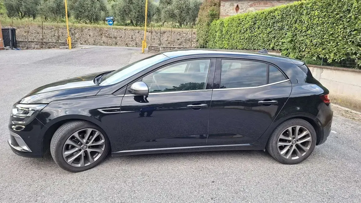 Usata Renault Mégane GT Line GT-Line 110 CV (80 kW) 2017 Nero Berlina