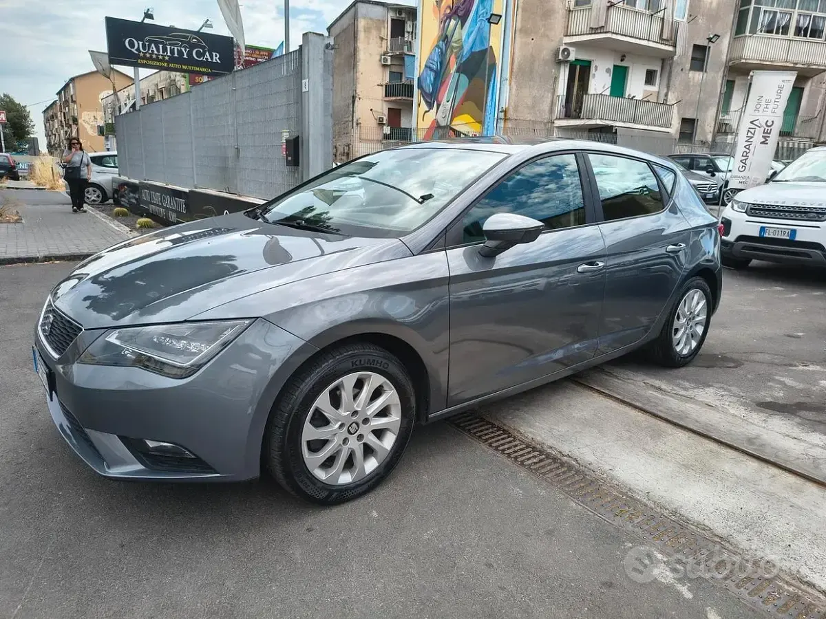 Usata Seat Leon 105 CV (77 kW) 2015 Grigio Berlina