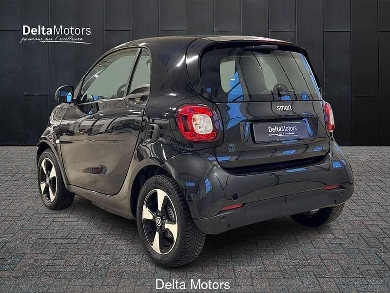 Usata Smart ForTwo Coupé Passion 60 kW (82 CV) 2022 Utilitaria