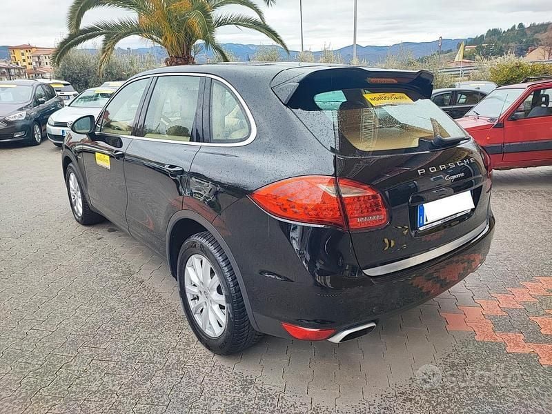 Occasion Porsche Cayenne 245 ch (180 kW) 2011 Noir SUV