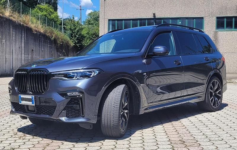 Usata BMW X7 M Sport 340 CV (250 kW) 2021 Grigio SUV
