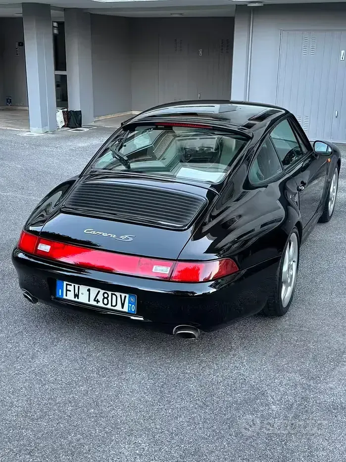 Usata Porsche 993 286 CV (210 kW) 1996 Nero