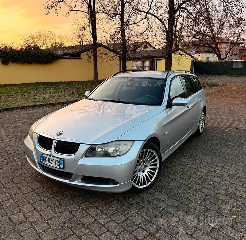 Usata 2007 BMW 320 Station wagon | 2400 € (Super prezzo) - Immagine 1/4