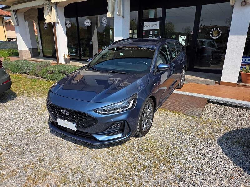 Usata Ford Focus ST-Line X 125 CV (91 kW) 2023 Blu/azzurro Station wagon