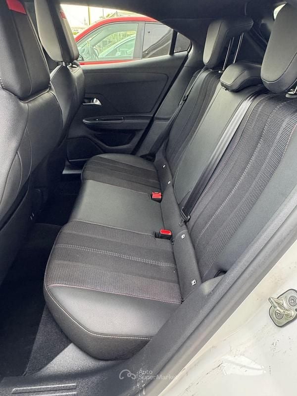 Usata Opel Mokka GS Line 101 CV (74 kW) 2022 Bianco SUV