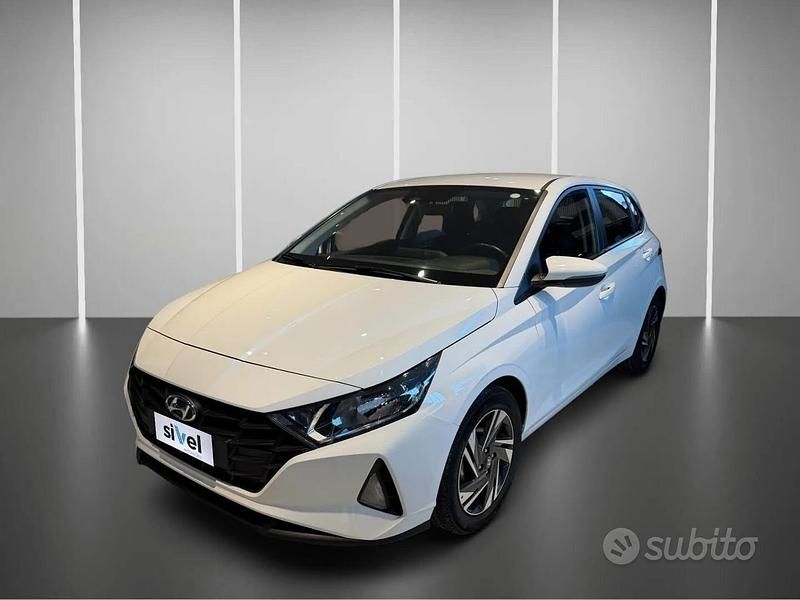 Usado Hyundai i20 84 HP (61 kW) 2022 Branco Citadino