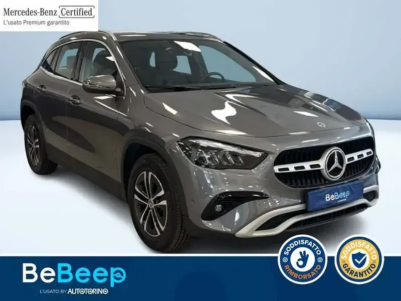 Usata Mercedes GLA180 Advanced 136 CV (100 kW) 2024 Grigio metallizzato SUV