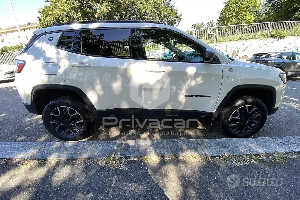 Usata Jeep Compass Trailhawk 170 CV (125 kW) 2019 Bianco SUV