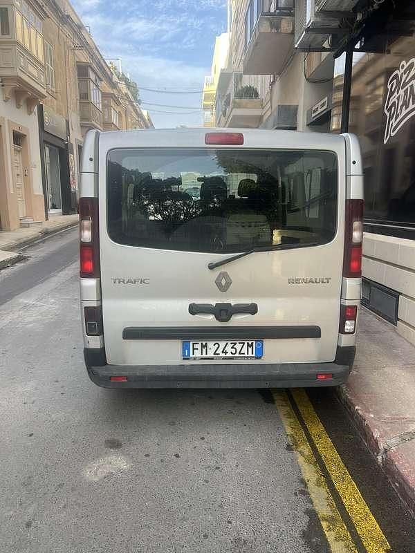 Usata Renault Trafic 125 CV (91 kW) 2021 Monovolume