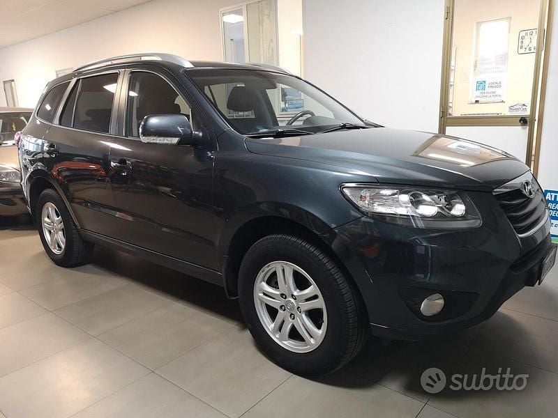 Usata Hyundai Santa Fe Comfort 197 CV (144 kW) 2013 Gray SUV