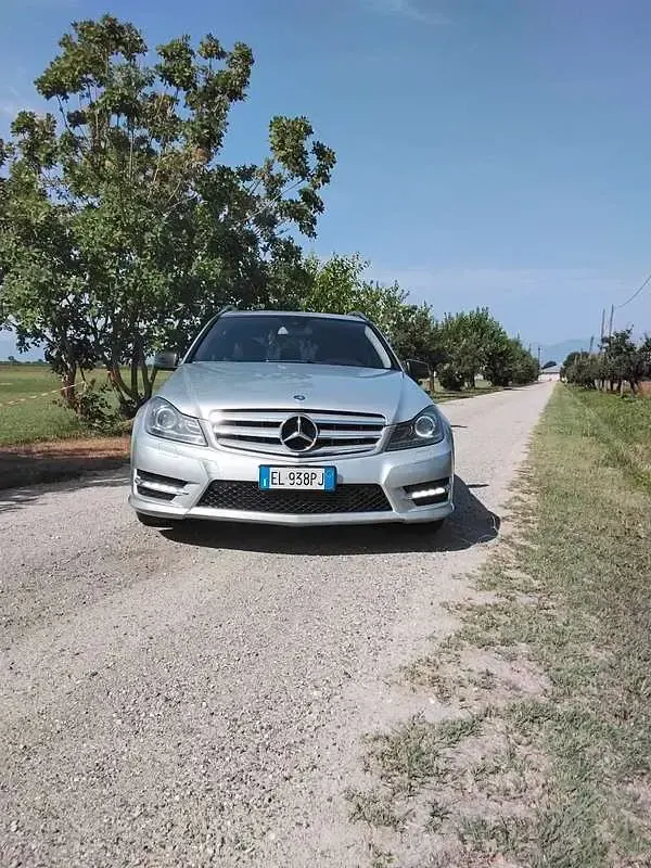 Usata Mercedes C250 Avantgarde 204 CV (150 kW) 2012 Grigio Station wagon