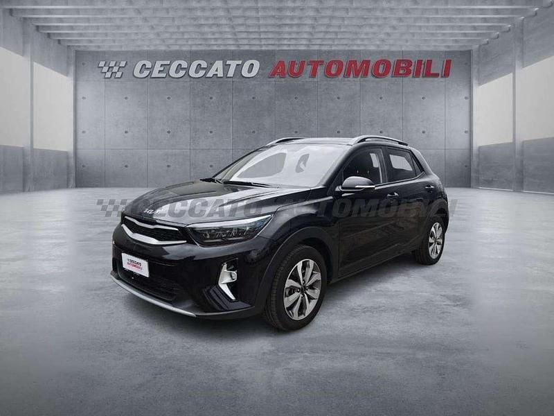 Nero Usata 2025 Kia Stonic Style SUV | 14.287 € (Super prezzo) - Immagine 1/4