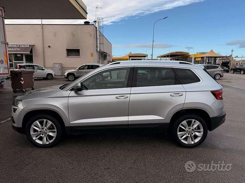 Usata Skoda Karoq Executive 115 CV (84 kW) 2021 Grigio SUV