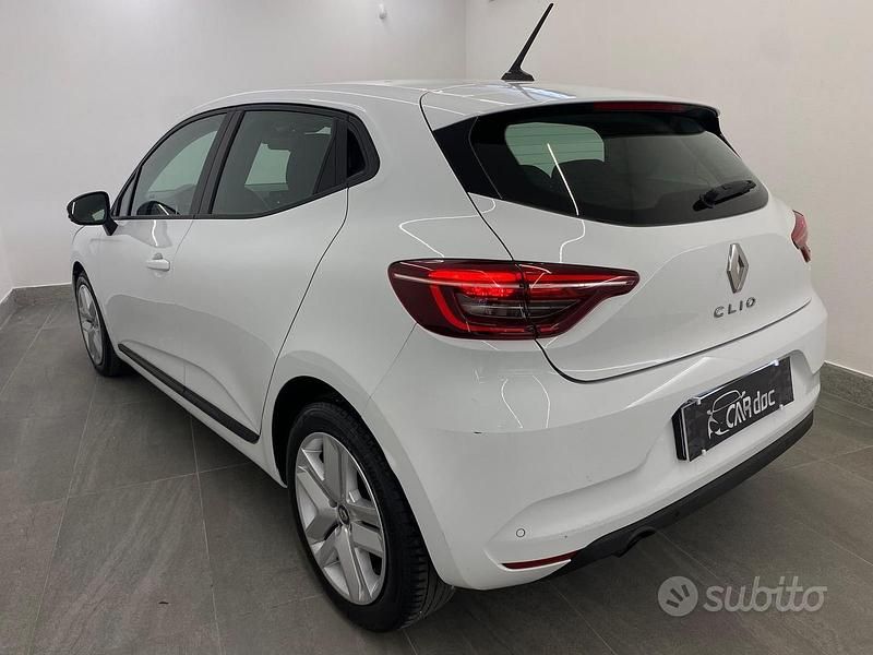 Usata Renault Clio V Business 100 CV (73 kW) 2022 Bianco Berlina