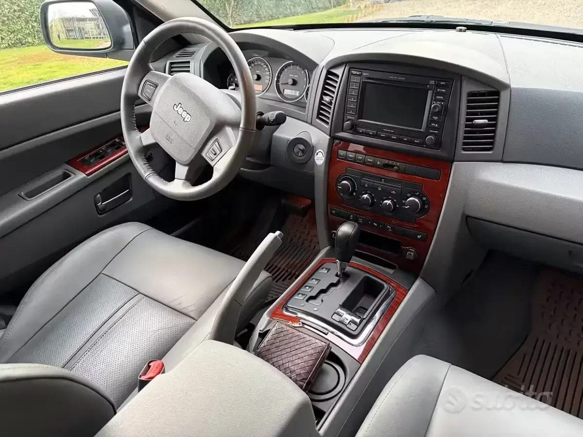 Usata Jeep Grand Cherokee Limited 326 CV (239 kW) 2005 Nero SUV
