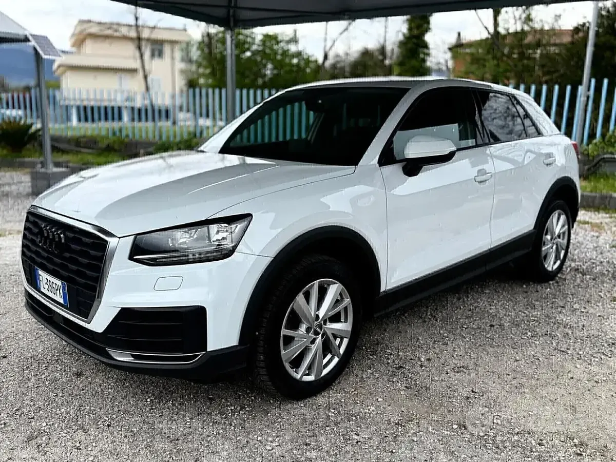Usata Audi Q2 Business 117 CV (86 kW) 2017 Bianco SUV