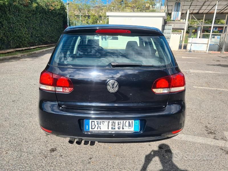 Usata VW Golf VI Comfortline 122 CV (89 kW) 2009 Nero Utilitaria