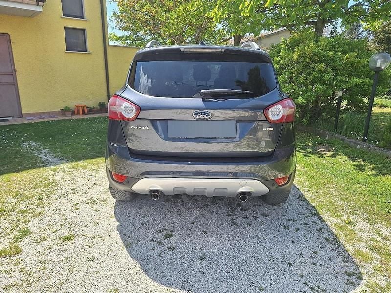 Usata Ford Kuga 137 CV (100 kW) 2010 SUV
