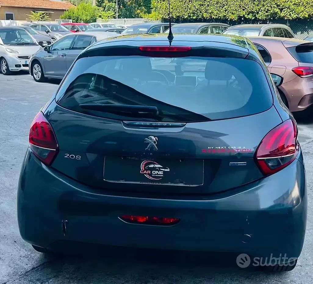 Usata Peugeot 208 Allure 82 CV (60 kW) 2016 Grigio Utilitaria