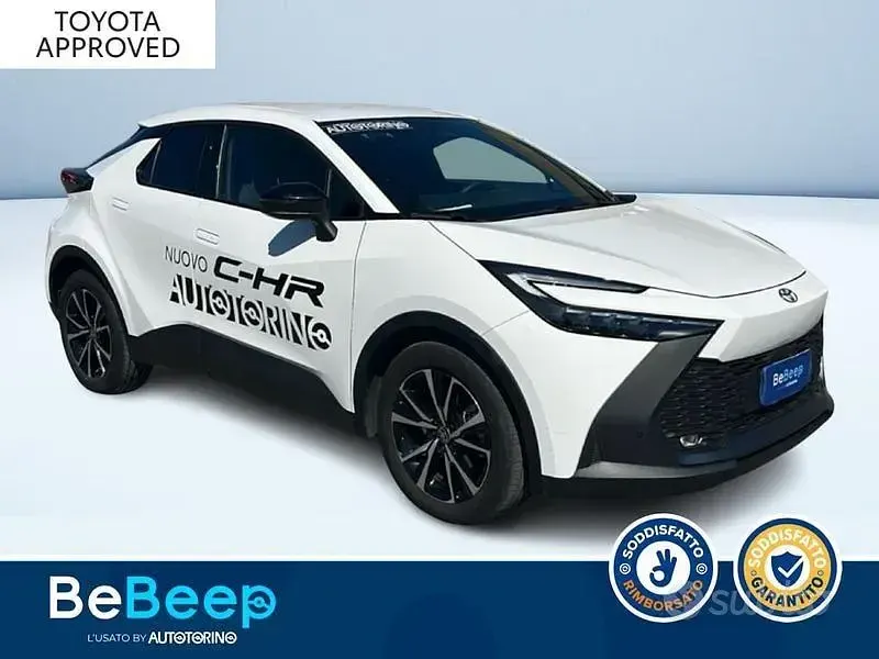 Usata Toyota C-HR Trend 140 CV (102 kW) 2024 Bianco pastello SUV