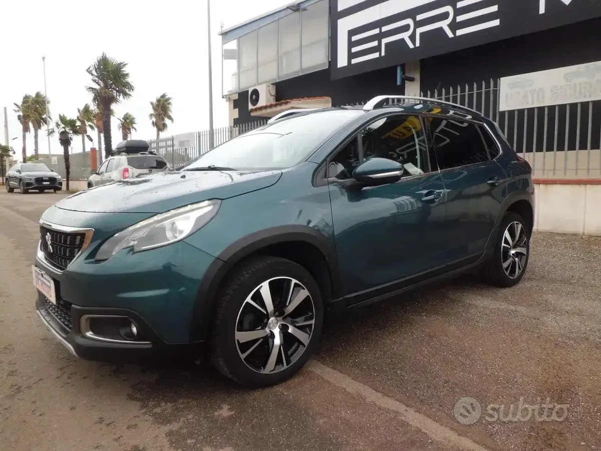 Usata Peugeot 2008 Allure 99 CV (72 kW) 2016 Verde SUV