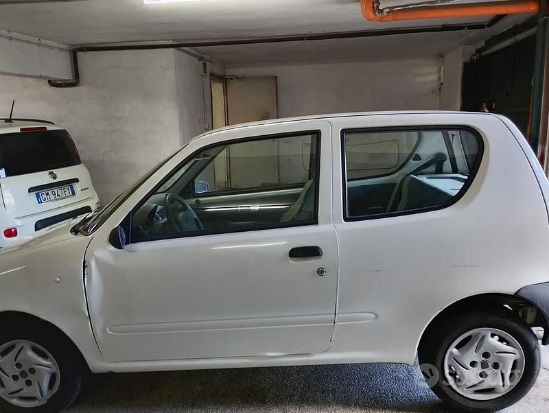 Usata Fiat 600 54 CV (39 kW) 2009 Bianco Utilitaria