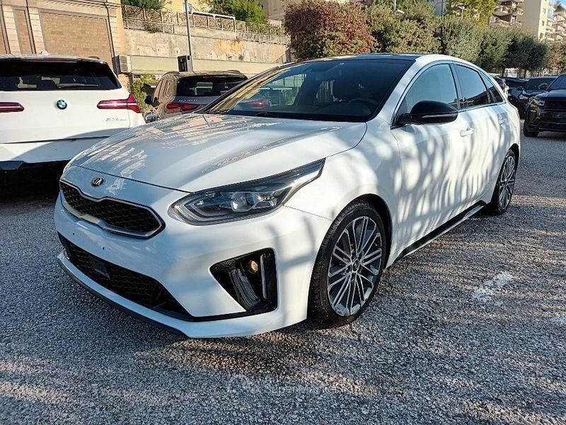 Usata Kia ProCeed GT-Line 136 CV (100 kW) 2019 Bianco Station wagon